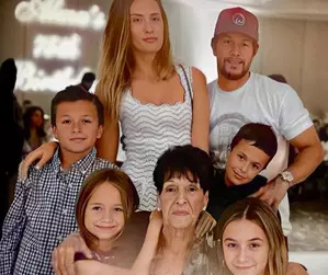 Mark Wahlberg celebrates wife Rhea Durham, late mom Alma with pictures on Mothers Day