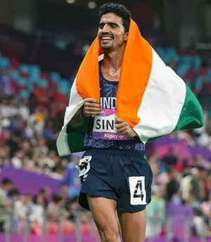 Indian athletes excel on road to Paris, Gulveer sets national record in Mens 5000m