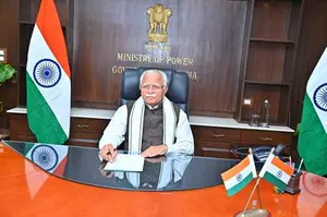Manohar Lal Khattar takes charge as Union Power Minister