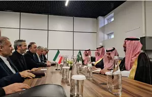 Iran, Saudi Arabia reaffirm commitment to promoting ties, cooperation