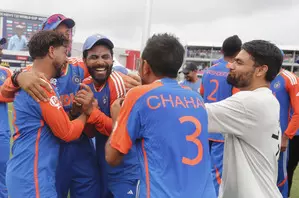 Celebrities from all walks of life join nation in congratulating Team India