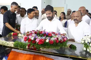 Telangana CM pays homage to senior Congress leader Srinivas