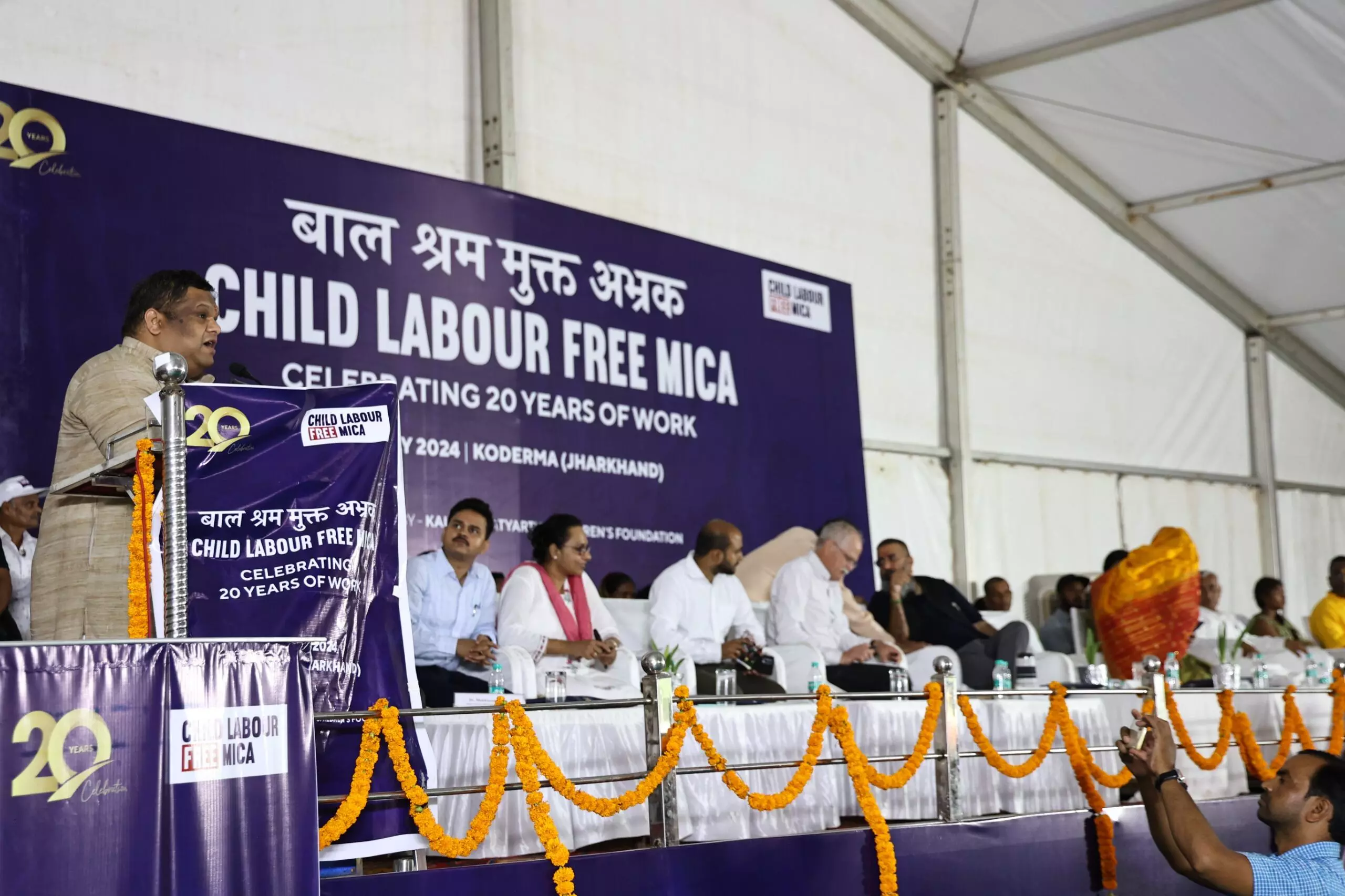 Jharkhand Mica Mines Declared Child Labour Free After 20 Years