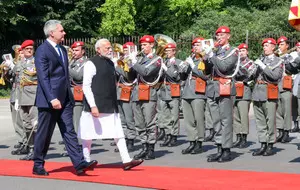 PM Modi accorded ceremonial welcome in Vienna on landmark Austria visit