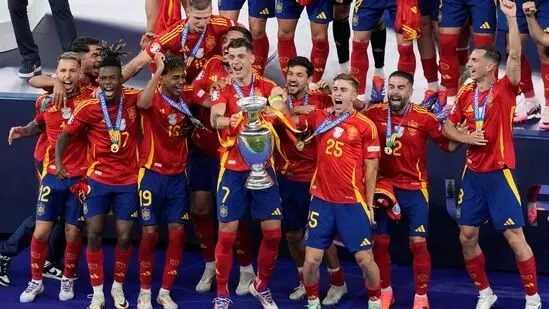 Spain Clinches Record Fourth Euro Cup Title with 2-1 Victory over England