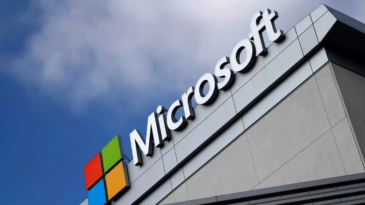 Microsoft Server Down: Global Microsoft Server Outage Disrupts Airlines, Banking, and Businesses Worldwide