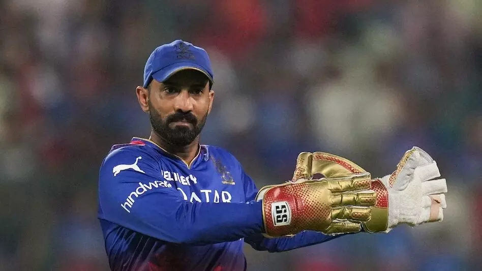 Dinesh Karthik Becomes First Indian Cricketer to Join South Africas SA20 League