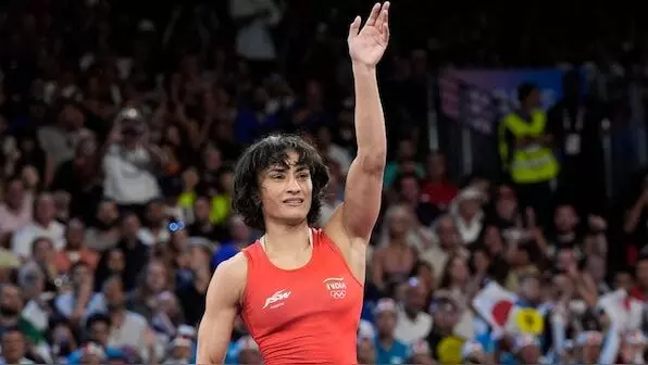 Vinesh Phogat Returns Home With a Heros Welcome After Paris Olympics Disappointment