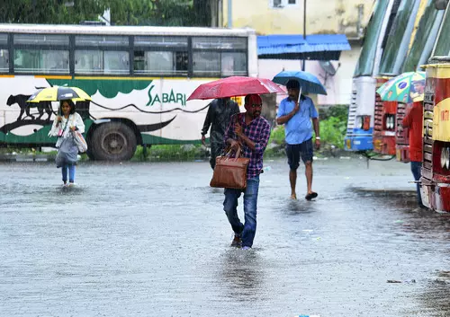 IMD predicts heavy rain in Kerala, issues yellow alert in six districts