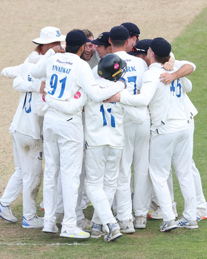 Sussex secure promotion to Division One with dominant win over Gloucestershire