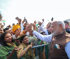 PM Modi receives grand welcome from Indian community on arrival in US