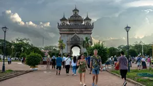 Laos receives 2.6 million foreign tourists in January-August