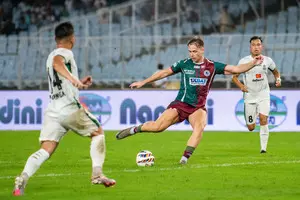 ISL 2024-25: First-half blitz helps Mohun Bagan ease past Mohammedan SC in Kolkata Derby