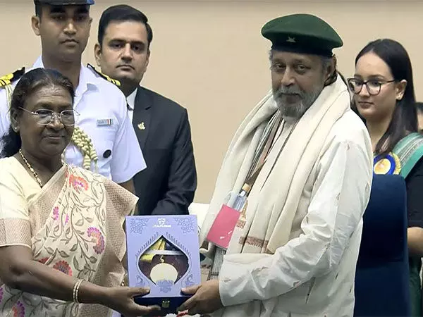 Mithun Chakraborty Honored with Dadasaheb Phalke Award at 70th National Film Awards