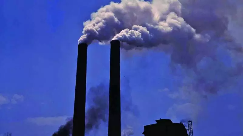 MCD Shuts Down 84 Factories in Major Crackdown on Industrial Pollution in Delhi