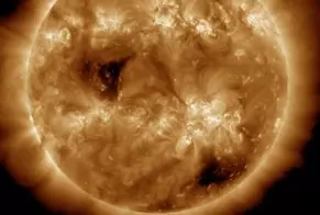 Severe solar storm arrives at Earth