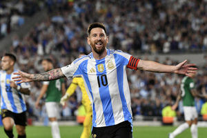 Messis hat-trick helps Argentina crush Bolivia; Colombia, Brazil cruise