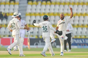 Eng vs Pak: Sajid Khan turns table for Pakistan after Ducketts century on Day 2