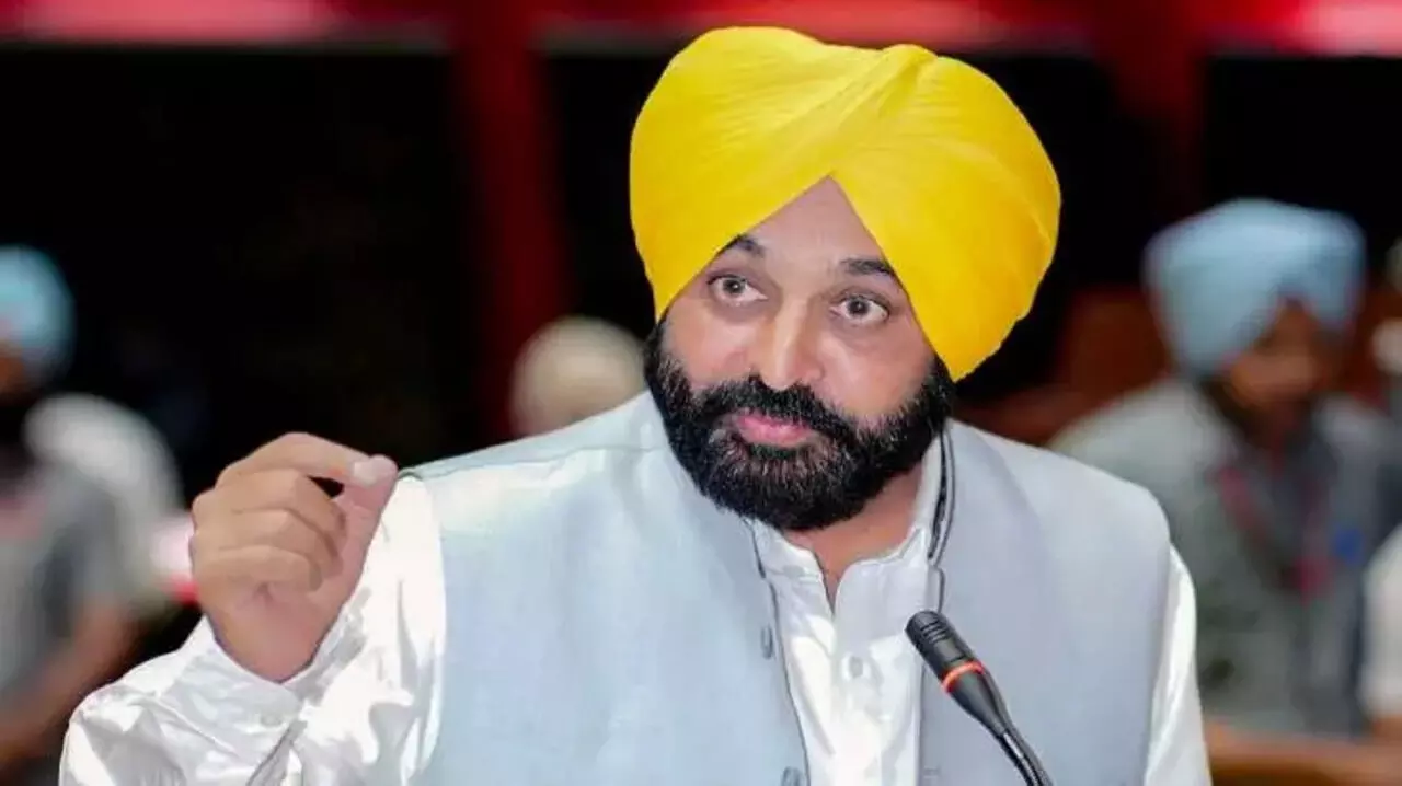 Punjab CM Bhagwant Mann Attends Mega Parent-Teacher Meet at School of Eminence