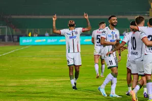 ISL 2024-25: Mohun Bagan sparkle amidst festive fireworks to secure a 2-0 win over Hyderabad FC