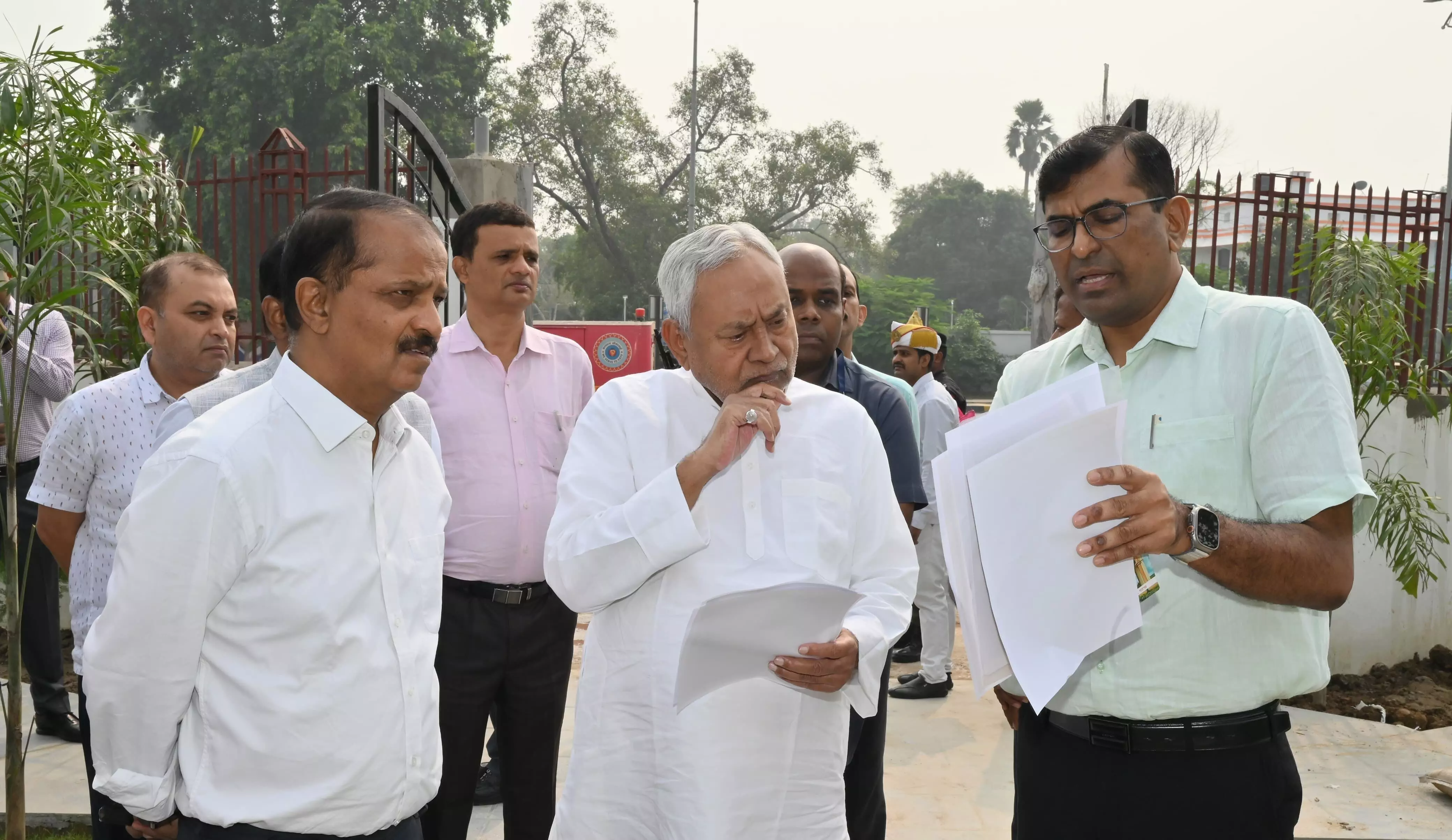 Bihar CM Nitish Kumar Inspects Bharat Ratna Maulana Abul Kalam Azad Memorial Park Construction