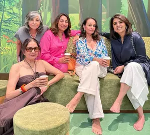 Neena Gupta, Neetu Kapoor, and Soni Razdan enjoy cozy coffee catch-up