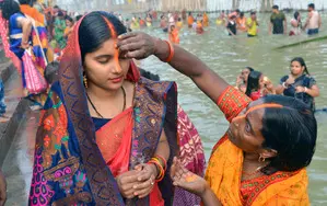 Chhath Ghats ready to welcome worshippers for first Arghya in Patna