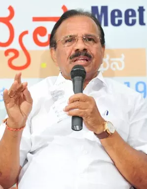 K’taka BJP urges EC to take action on use of money in bypolls