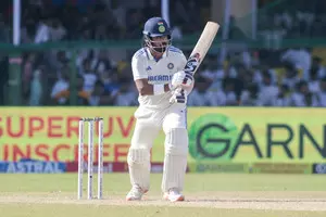 Rahul, Easwaran fail to leave mark as India A reduced to 73/5, after Harris makes 74