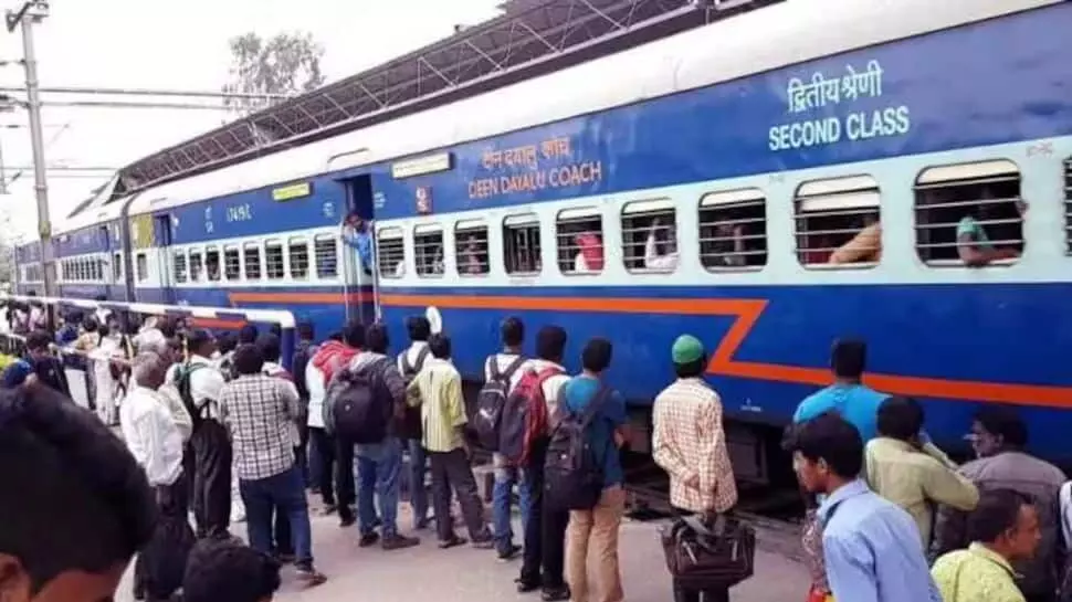 Indian Railways Sets Historic Record: 3 Crore Passengers Travelled in a Single Day During Festive Rush