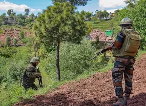 J&K: Encounter breaks out at Srinagar