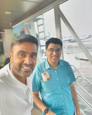 Ashwin shares fan boy moment with legendary Vishy Anand, posts picture on social media