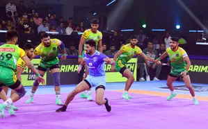 PKL Season 11: Raiding trio of Devank, Ayan, Sandeep help Patna Pirates rout Bengal Warriorz