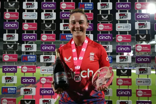 Alice Capsey called up to England women’s T20I squad for South Africa tour