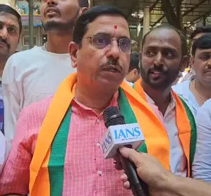 Siddaramaiah brought down JD-SCongress govt in K’taka in 2019, claims Pralhad Joshi