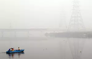 Bengal: AQI levels rise in Kolkata & Howrah