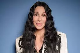 Cher reveals Gregg Allman broke up with her through a note