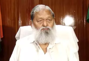 Reflectors must for all vehicles, says Haryana minister Anil Vij