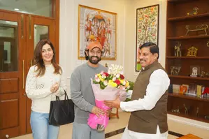 ‘The Sabarmati Report’: Actors Vikrant Massey & Rashi Khanna arrive in Bhopal to watch film with MP cabinet