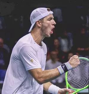 Davis Cup finals: Struff, Altmaier win as Germany beat Canada to storm into semis