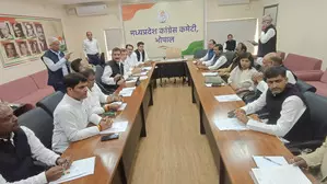 MP Congress meets to deliberate strategy to corner govt