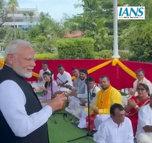 PM Modi joins Ram Bhajan in Guyanas capital during historic visit