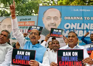 Ex-Union Minister Vijay Goel seeks ban on online gaming