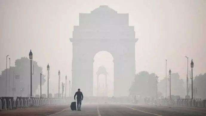 Air Quality Deteriorates Again: 18 Areas in Delhi Report Severe Pollution