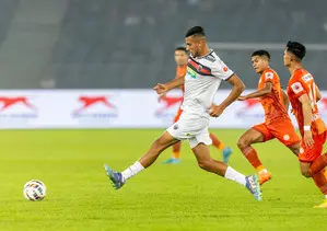 ISL 2024-25: 10-man NorthEast United FC hold on to take three points vs Punjab FC