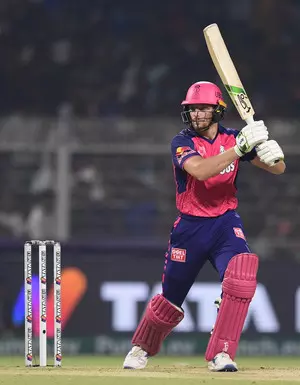 IPL 2025 Auction: Gujarat Titans acquire Jos Buttler for Rs 15.75 cr; Delhi Capitals bag Mitchell Starc for Rs 11.75 cr