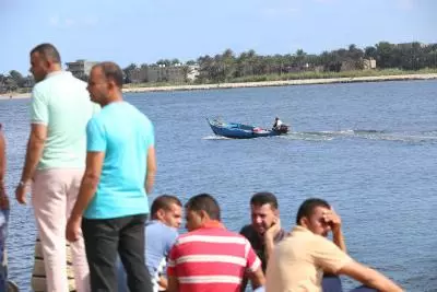 17 missing after safari boat sinks in Egypts Marsa Alam