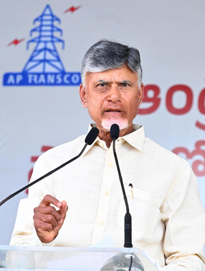 Andhra CM calls for turning every house into solar power generation centre