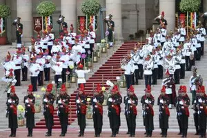 Rashtrapati Bhavans ‘Change of Guard’ Ceremony moves to 9 AM in winter months