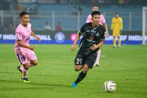 ISL 2024-25: Chhetri helps Bengaluru FC to a late comeback win over Mohammedan SC